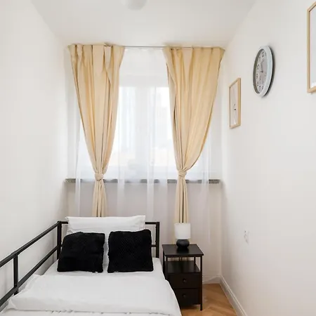 Lejlighed Zlota Skyline By Bookinghost