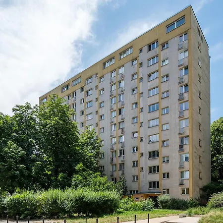 Zlota Skyline By Bookinghost Apartman